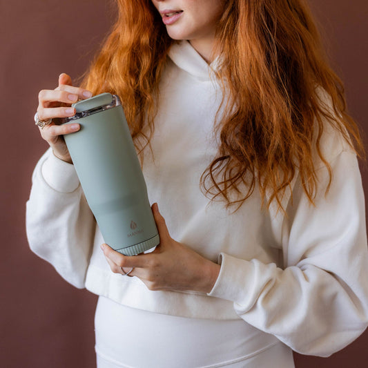 30-oz-groove-tumbler-n6 4Manna_Website_Lifestyles-17.jpg