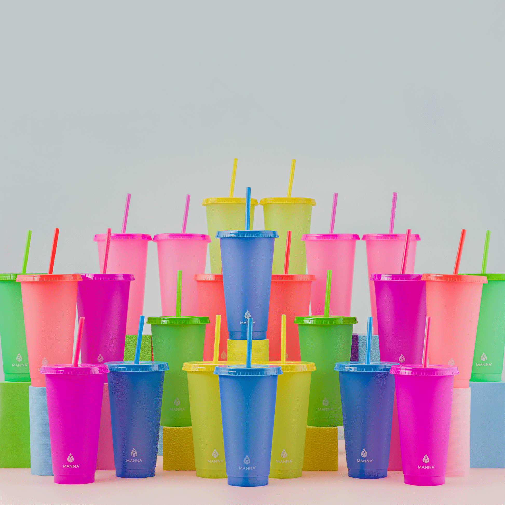 24-piece-original-color-changing-cup-set-a4 A0029811.gif