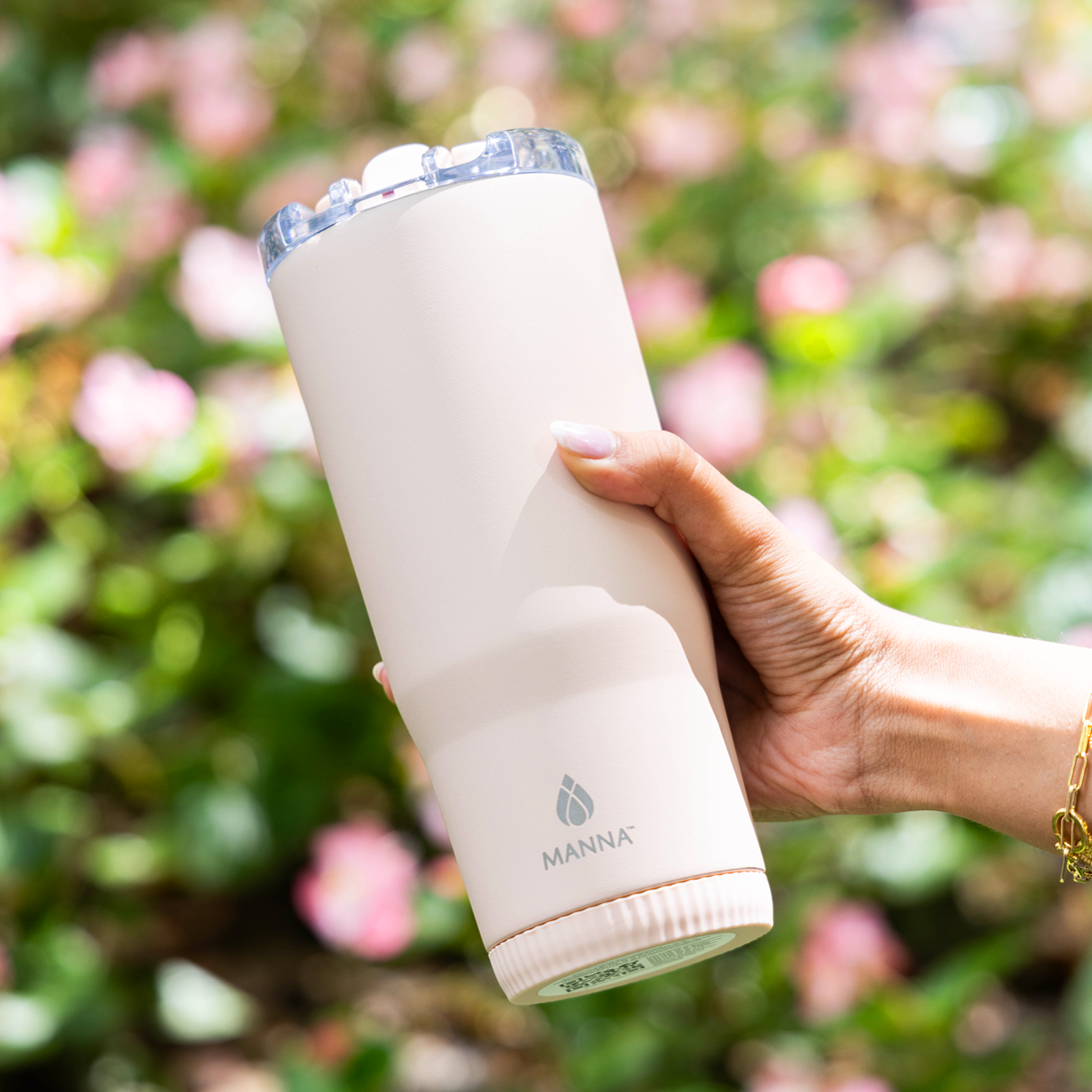 30-oz-groove-tumbler-n6 Core_Home_Manna_Lifestyle_AUG_13-11.png